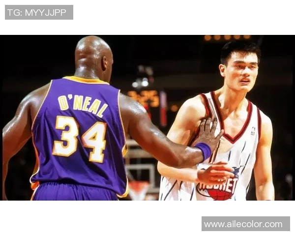 篮球八卦评分揭晓究竟是高光表现还是低迷时刻引发热议